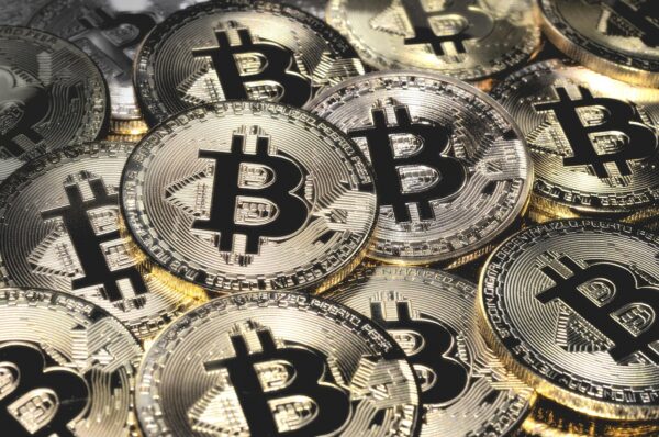 Decoding Institutional Liquidity In Volatile Digital Asset Cycles